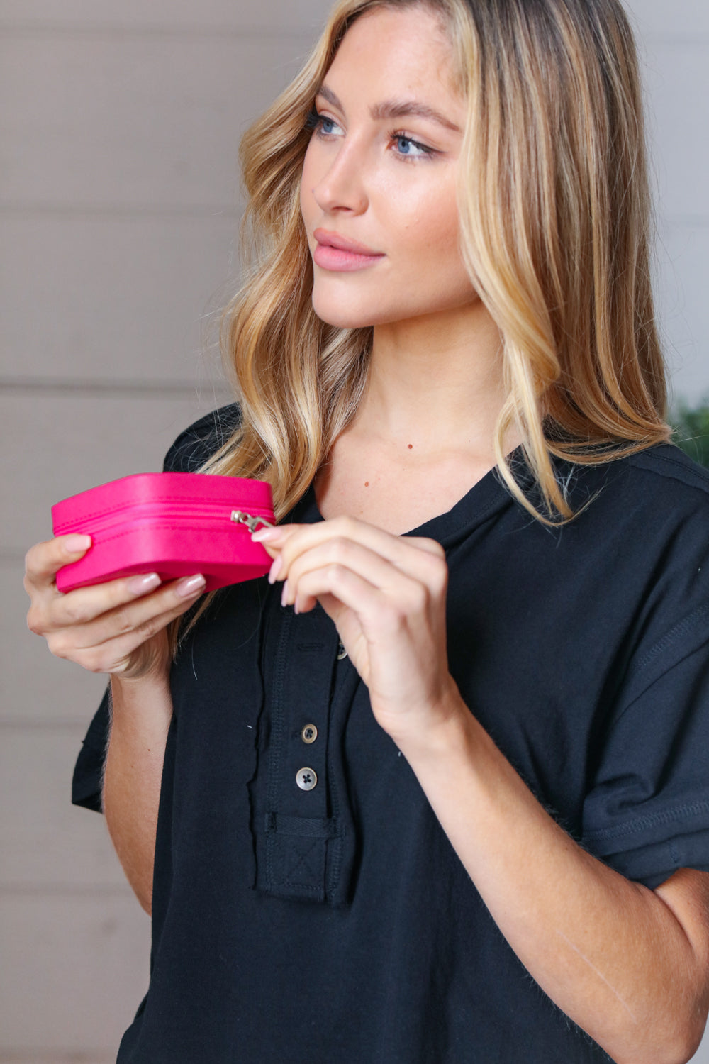 Pink Vegan Zipper Clutch Travel Jewelry Box