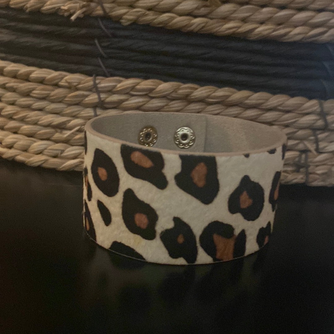 Cream Leopard Cowhide Bracelet